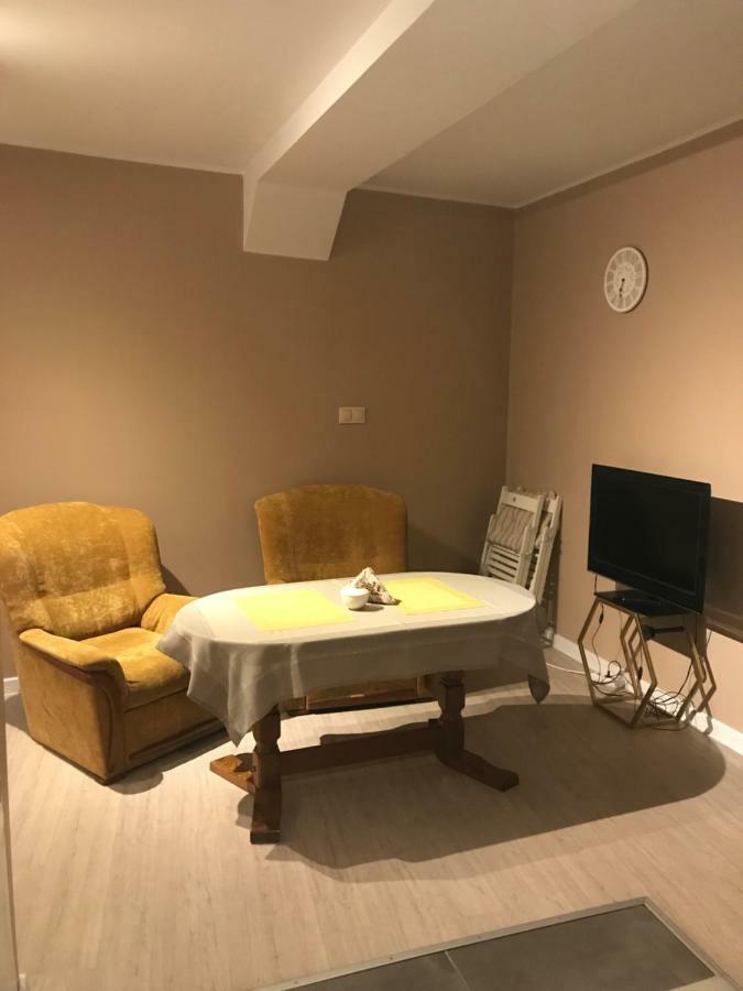 Apartament Centrum Świdnica Buitenkant foto